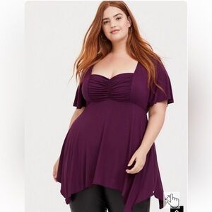 Babydoll Super Soft Ruched Sweetheart Neck Sharkbite Hem Top